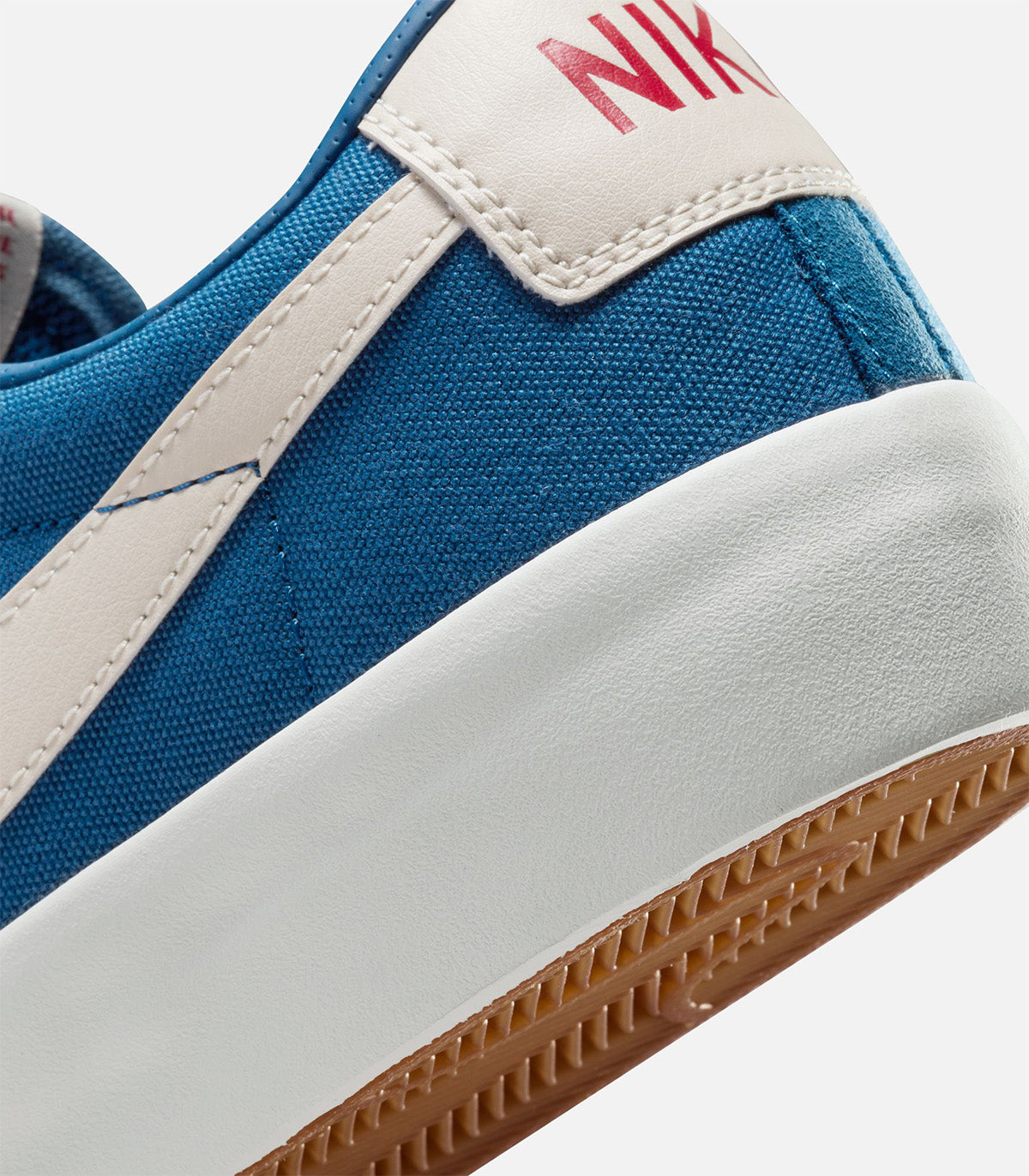 Nike SB Zoom Blazer Low Pro GT