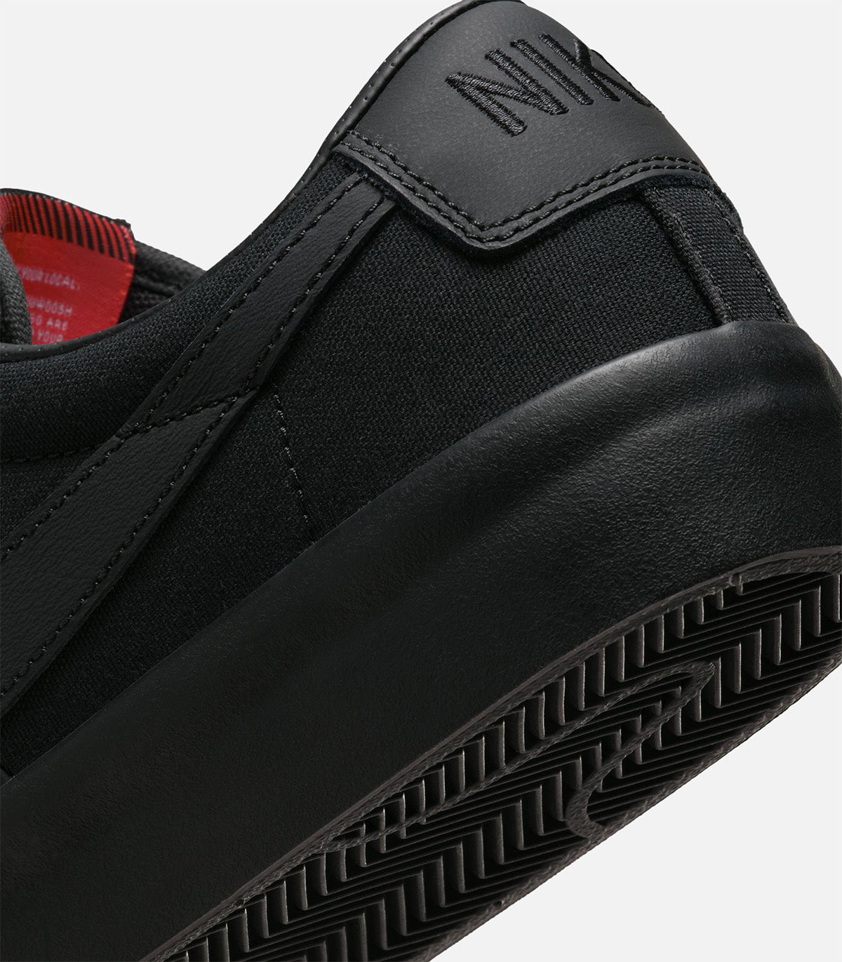 Nike SB Zoom Blazer Low GT ISO