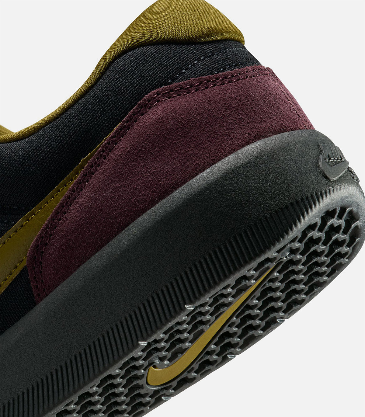 Nike SB Force 58