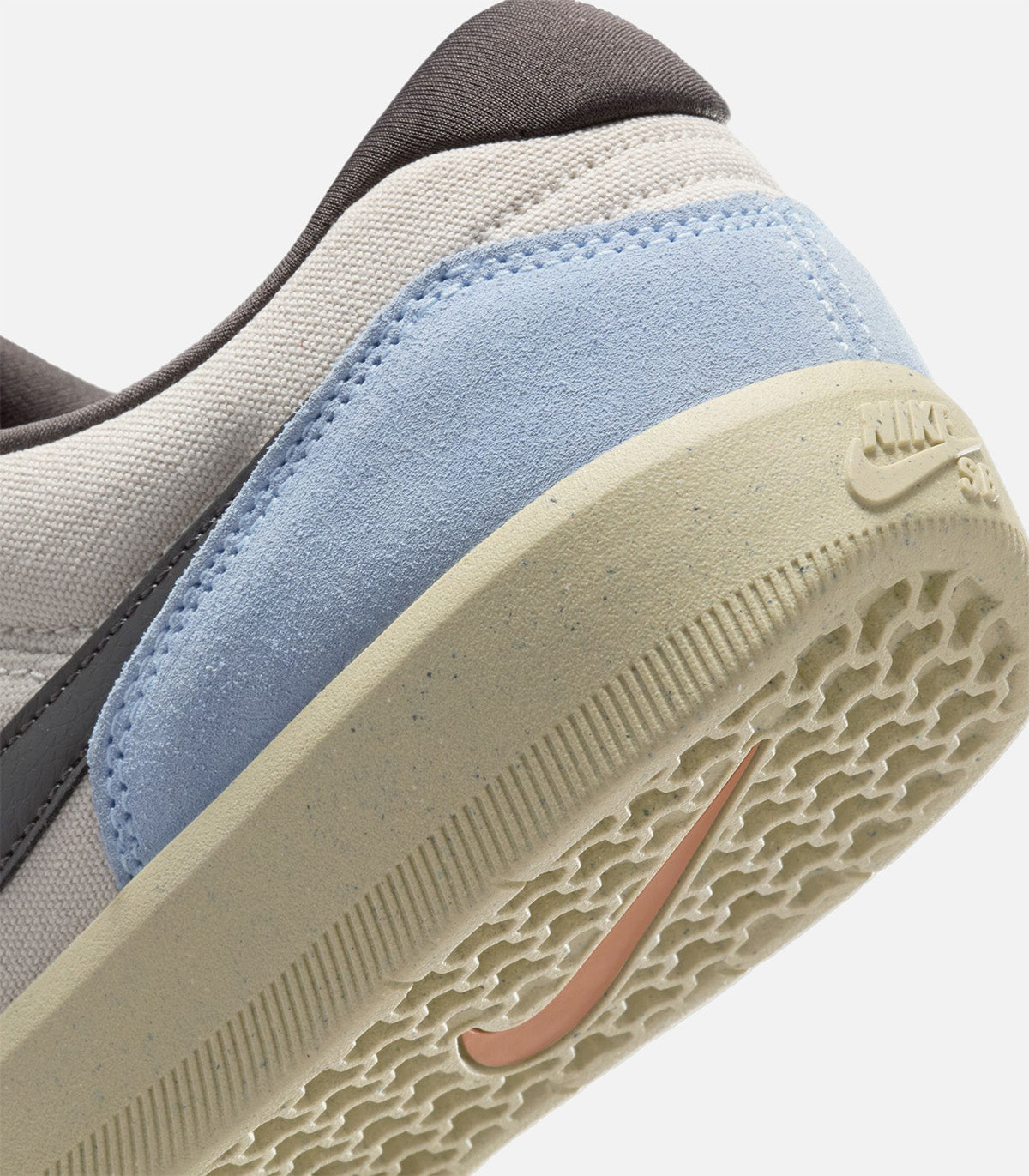 Nike SB Force 58