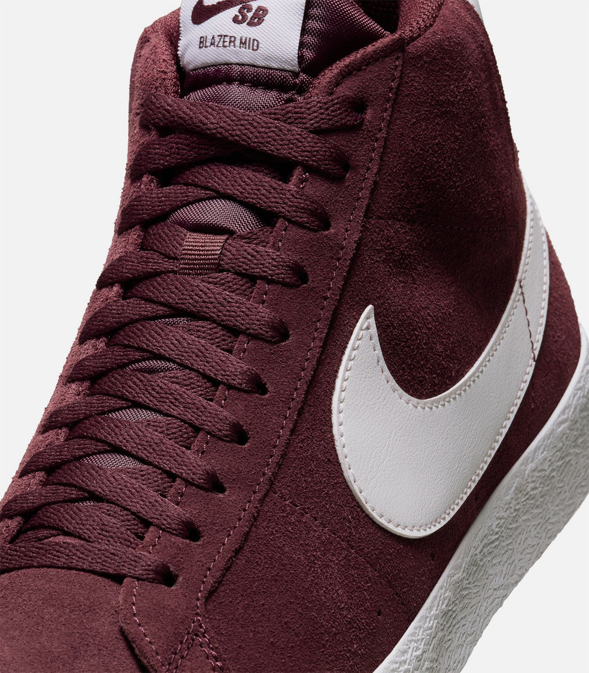 Nike SB Zoom Blazer Mid