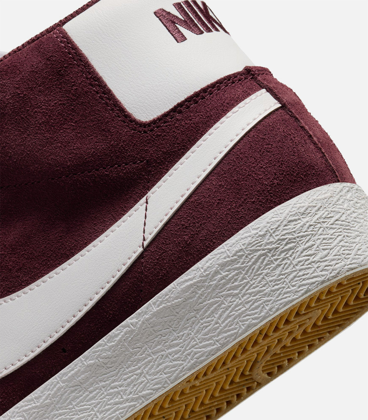 Nike SB Zoom Blazer Mid