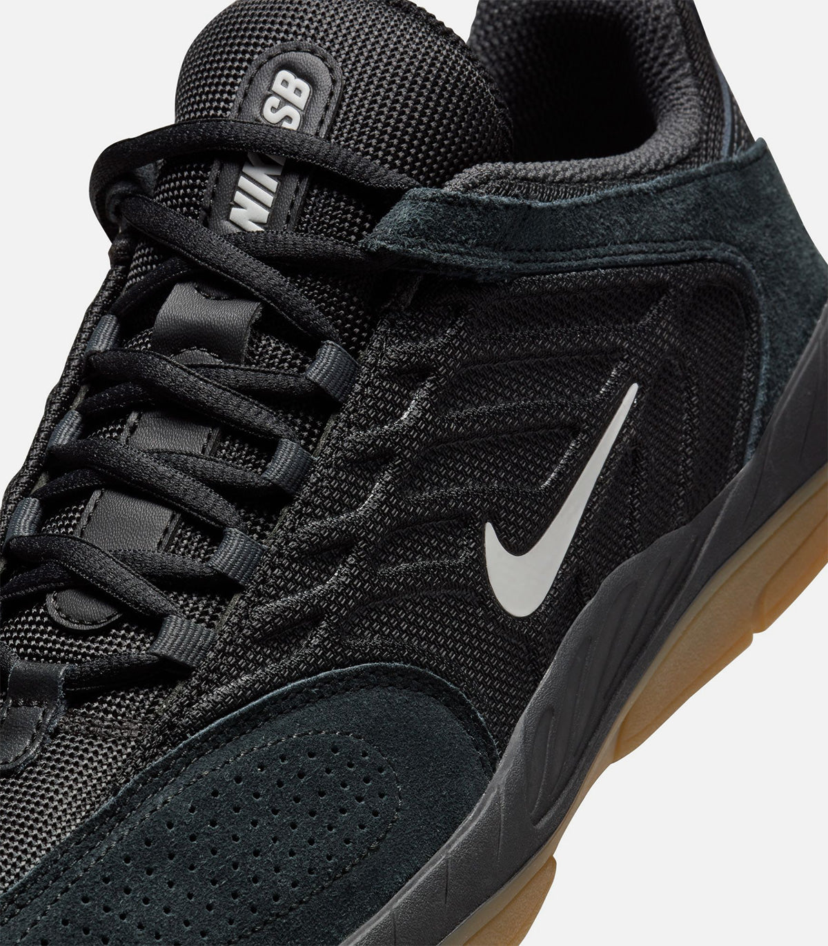 Nike SB Vertebrae