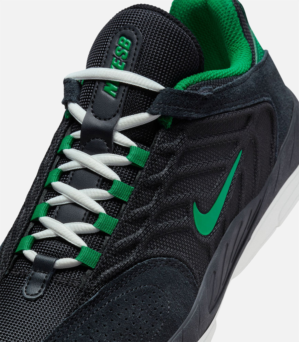 Nike SB Vertebrae