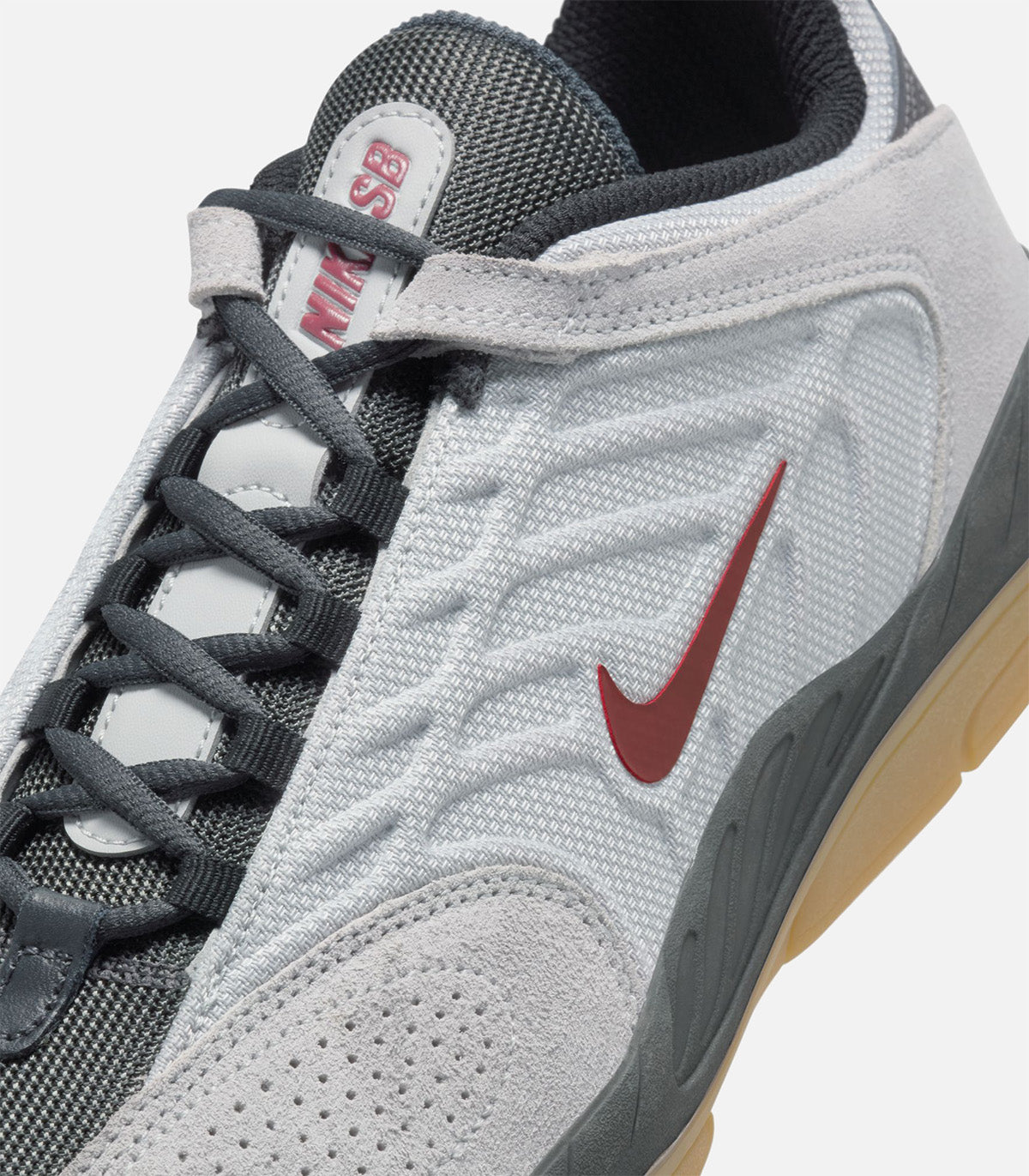 Nike SB Vertebrae