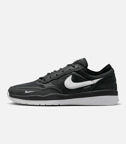 Nike SB PS8