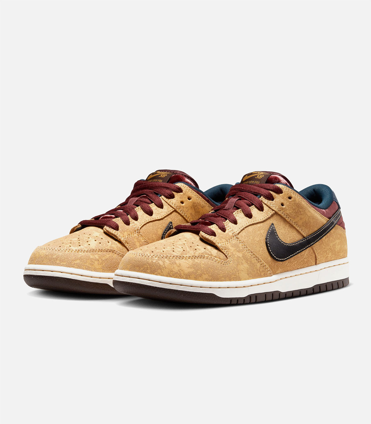 Nike SB "City of Cinema" Dunk Low Pro