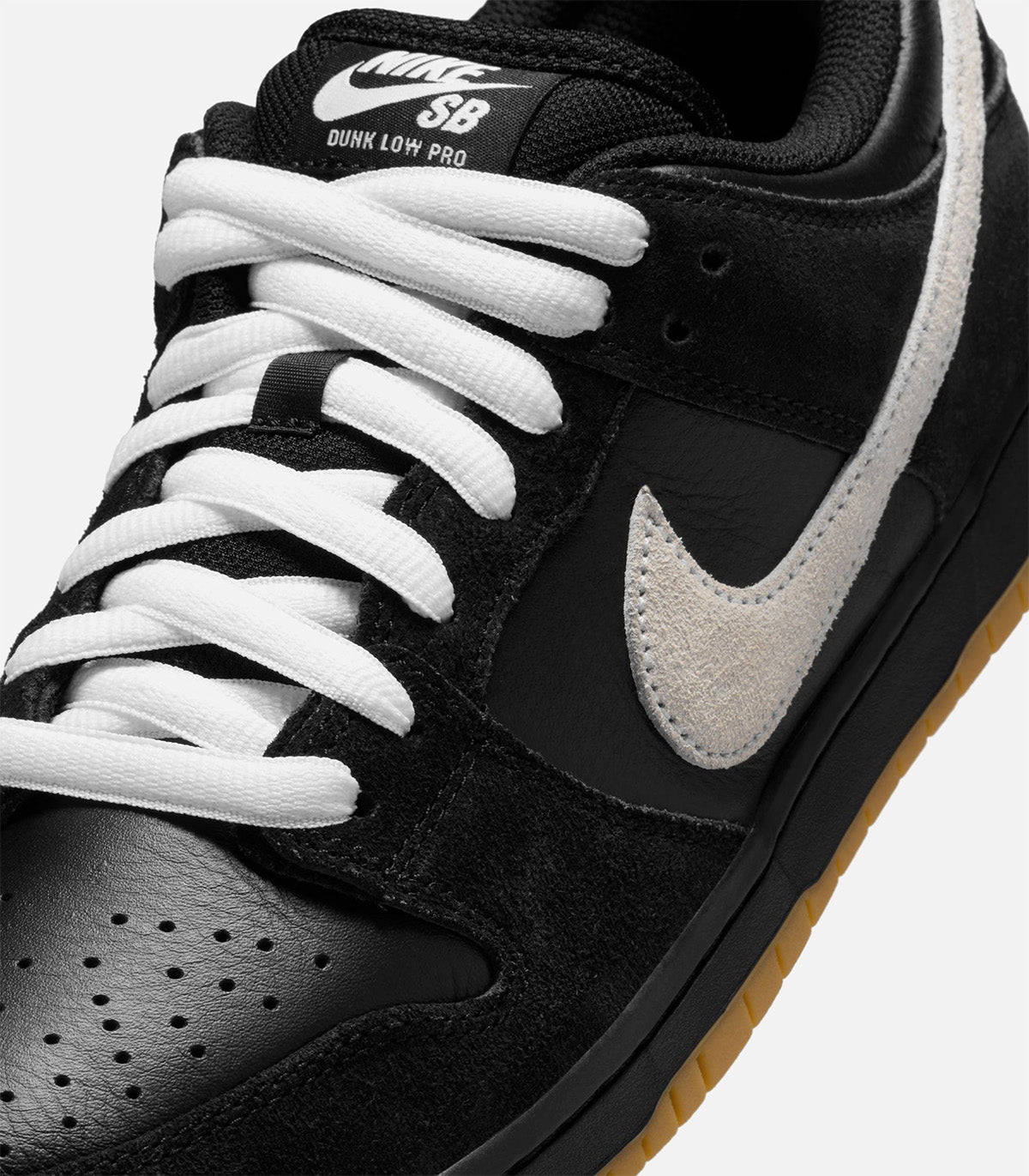 Nike SB Dunk Low Pro