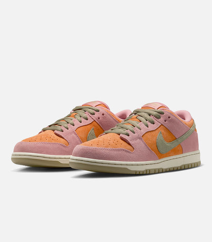 Nike SB Dunk Low Pro
