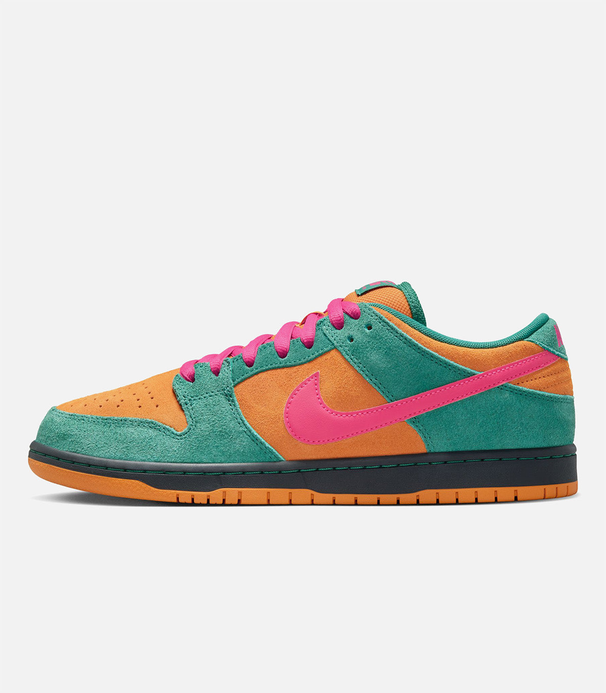 Nike SB Dunk Low Pro