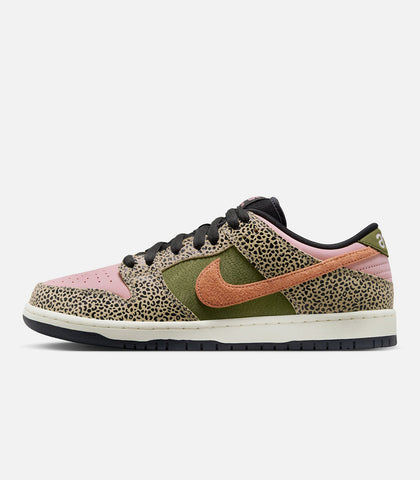 Nike SB Dunk Low Pro