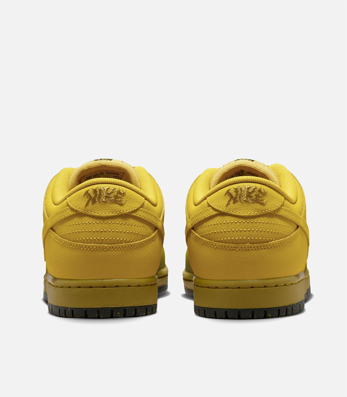 Nike SB Dunk Low Pro