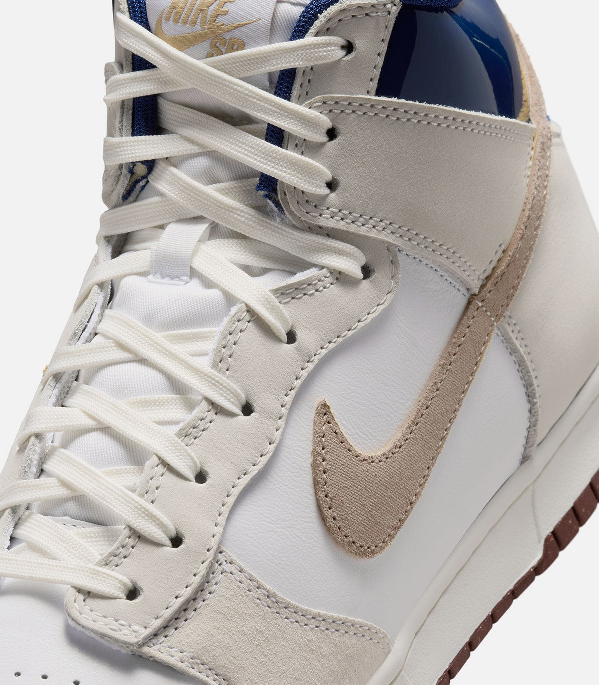 Nike SB X Beyond Dunk High Pro