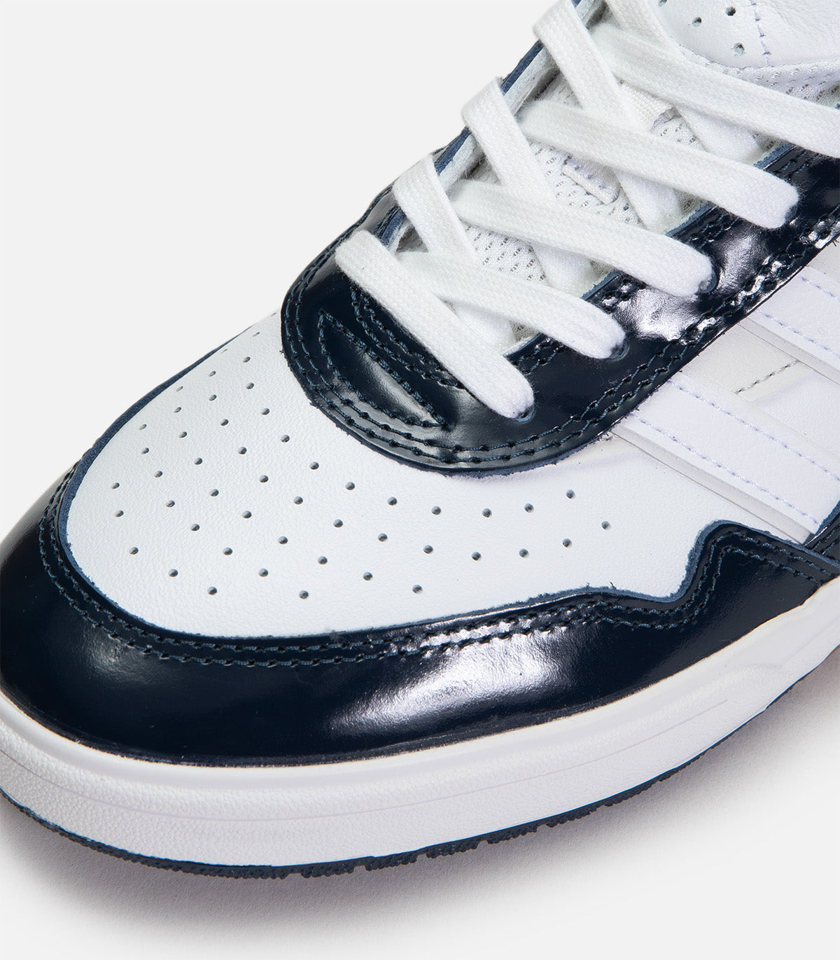 Adidas Tyshawn II