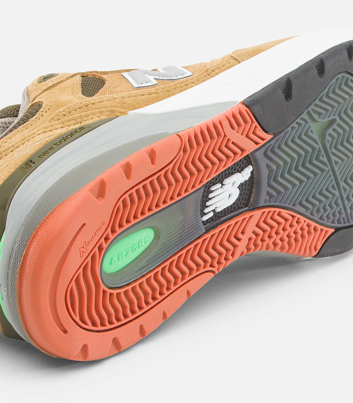 New Balance Numeric Reynolds 933