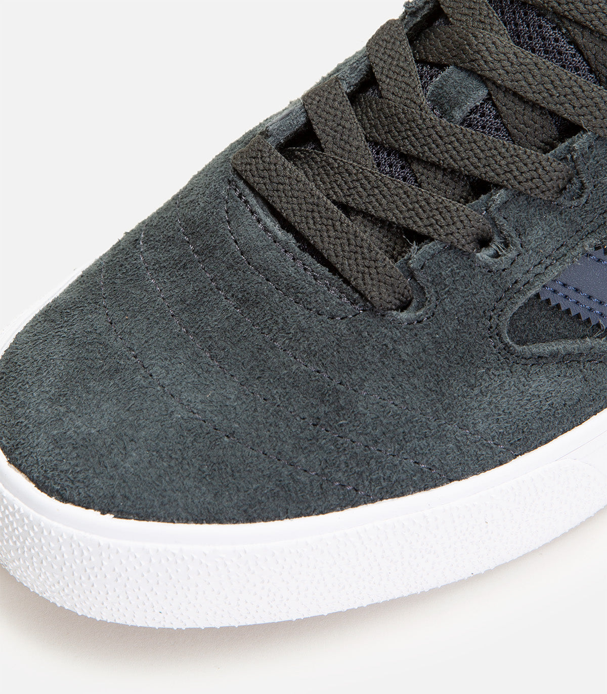 Adidas Busenitz Vulc II