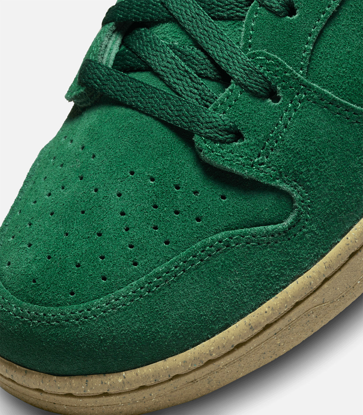 Nike SB Dunk High Pro
