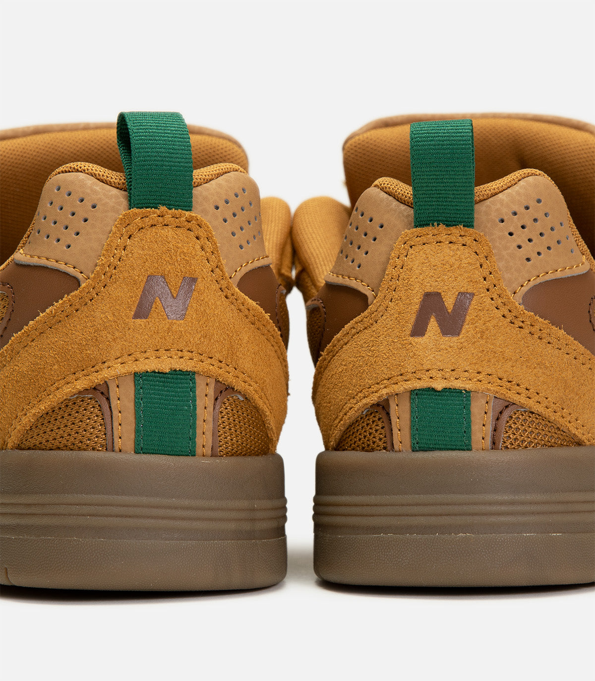 New Balance Numeric NM808WHE